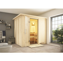 Innenraumbild mit einer Holzsauna und einer Glastür in einem Badezimmer