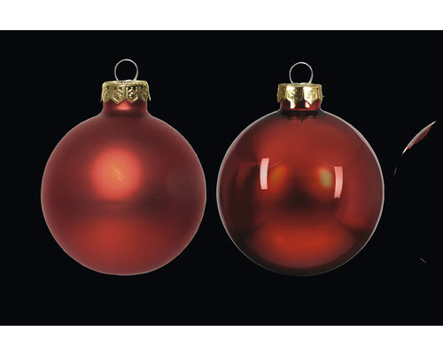 Deux boules de Noël rouges