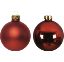 Deux boules de Noël avec suspension