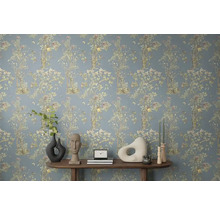 Tapete mit floralem Muster und Baumdesign im Innenraum