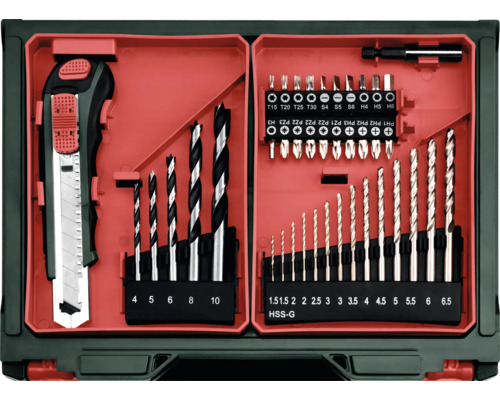 Bohrer und Bitsatz mit Cuttermesser in Werkzeugkoffer