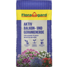 Sac de terreau pour balcons et géraniums Floragard Aktiv pour plantes à fleurs