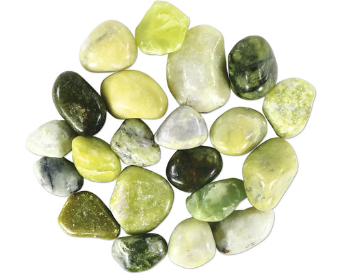 Dekorative grüne Flusssteine für den Garten