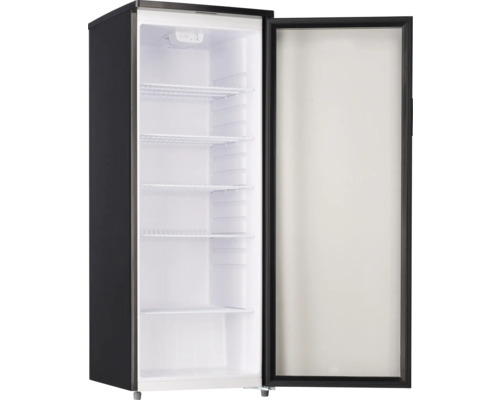 Freistehender Gefrierschrank mit offener Tür und Regalen