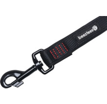 Logo Beeztees sur une laisse pour chien noire avec mousqueton