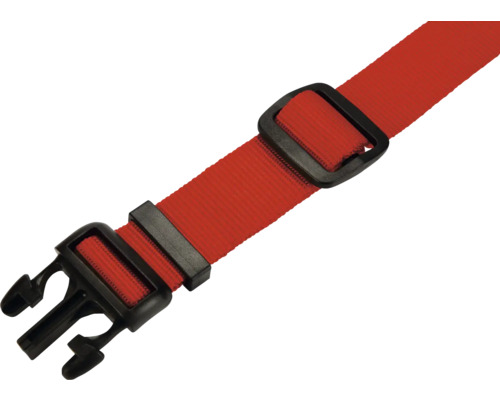 Roter Gurt mit schwarzem Verschluss