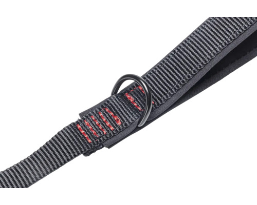 Vue détaillée d'une laisse pour chien en textile avec anneau métallique
