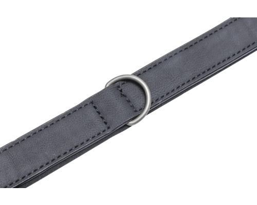 Schwarzer Gürtel aus Kunstleder mit Metallring