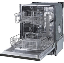 Offener Geschirrspüler mit Geschirrkörben