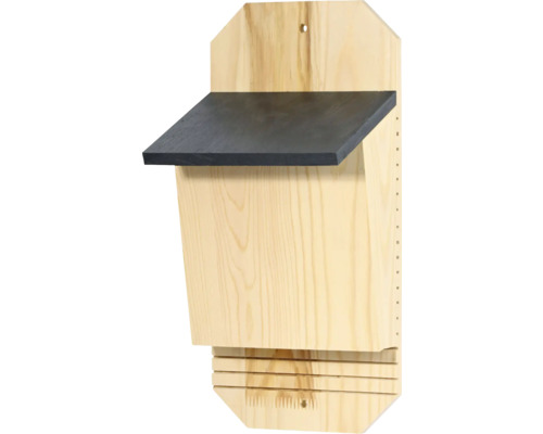 Fledermauskasten aus Holz mit schwarzem Dach