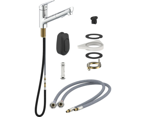 Küchenarmatur mit Zubehör und Anschlussschläuchen.