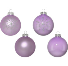 Dekorative Weihnachtskugeln mit Schneeflockenmuster