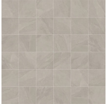 Fliesen mit Marmoroptik, verlegt