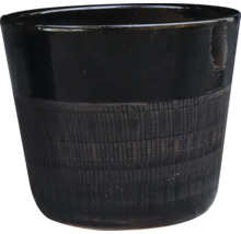 Schwarzer Keramikblumentopf mit vertikalem Rillenmuster