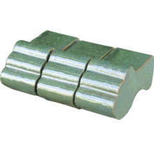 Carreau en céramique vert avec surface ondulée