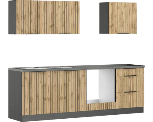 Moderne Küche mit Holzfronten und grauen Arbeitsplatten