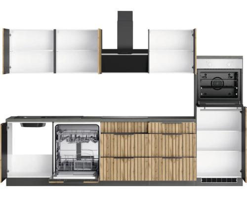 Küchenzeile mit Spülmaschine, Backofen, Dunstabzugshaube und Schränken