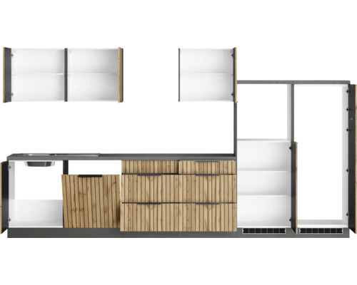 Cuisine linéaire avec évier, meubles bas, tiroirs et meubles hauts