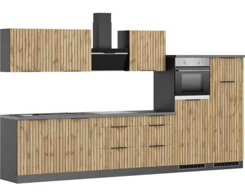 Cuisine moderne avec évier, tiroirs, four et hotte aspirante