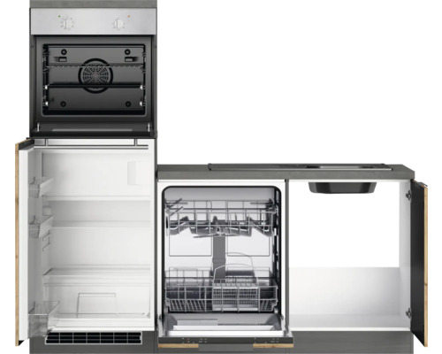 Cuisine équipée avec four, réfrigérateur et lave-vaisselle