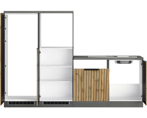 Outdoor-Küche mit Schränken, Spüle und Arbeitsfläche