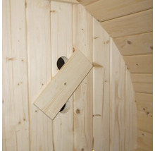 Vue détaillée d'un sauna en bois avec clapet de ventilation