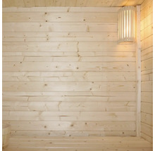 Sauna en bois avec lampe