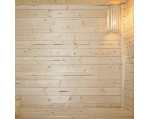 Sauna en bois avec lampe