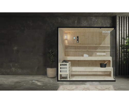 Sauna intérieure avec intérieur en bois et façade en verre