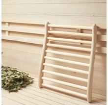 Sauna en bois avec couchette et faisceau de bouleau