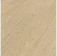 Planche de bois clair comme revêtement de sol