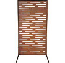 Cloison décorative avec découpes horizontales.