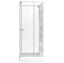 Duschkabine mit Glastüren und Duscharmatur