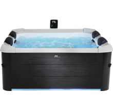 MSpa Whirlpool mit Steuerung und Wasser