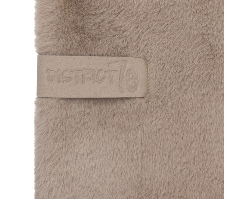 Fourrure synthétique avec logo District 70