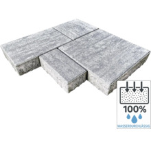 Graue Pflastersteine mit Siegel für hundertprozentige Wasserdurchlässigkeit