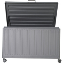 Coffre de rangement gris ouvert avec roues