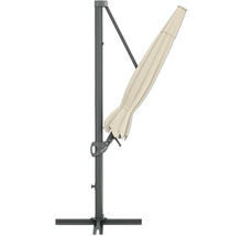 Parasol beige fermé avec support gris