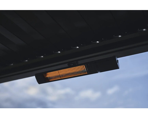 Montierte Terrassenheizung an einer Decke