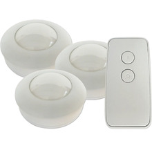 Trois détecteurs de mouvement et une télécommande