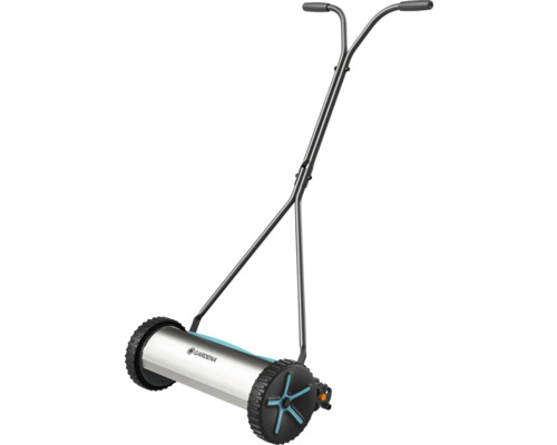 Tondeuse à gazon manuelle Gardena pour tondre le gazon