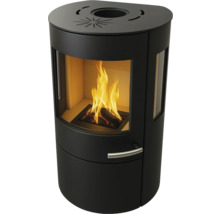 Poêle à bois noir avec feu de bois