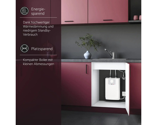 Kompakter Boiler unter der Spüle in einer modernen Küche.