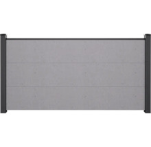 Betonzaun mit drei horizontalen Elementen