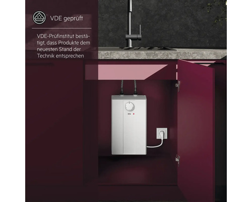 AEG Kleinspeicher im Unterschrank unter einer Spüle, geprüft vom VDE-Prüfinstitut