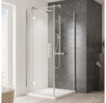 Cabine de douche d'angle avec porte en verre et poignée dans la salle de bain