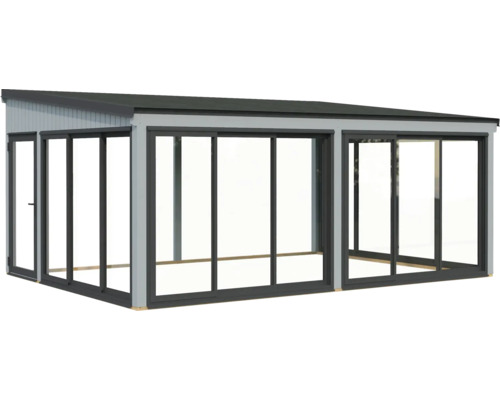 Freistehender Glasanbau mit Schiebetüren für den Außenbereich.