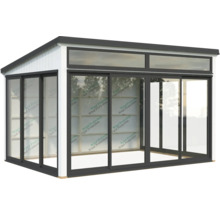 Gartenhaus mit Schiebetüren und Fenstern