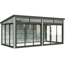 Abri de jardin moderne avec portes coulissantes et revêtement en bois