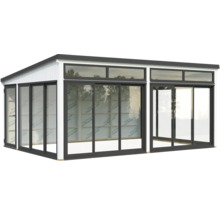 Gartenhaus mit Schiebetüren und Fenstern